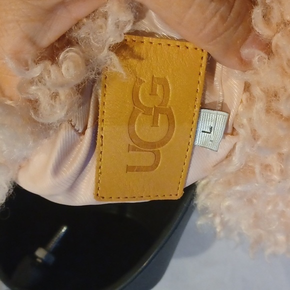 UGG LORRENA FAUX FUR JACKET NWT Large, creamy pink - Picture 5 of 8